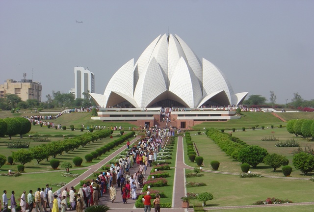 The Bahá'í House of Worship: The Lotus Temple in ...
