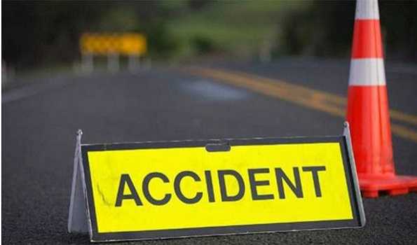 Speeding truck hits autorickshaw carrying catering staff in Bihar, 9 die, 5 injured  