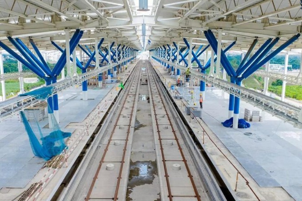 Grand Banyan Tree-Shaped Bullet Train Station to ...