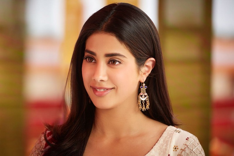 Janhvi Kapoor. Reyhna Malhotra.