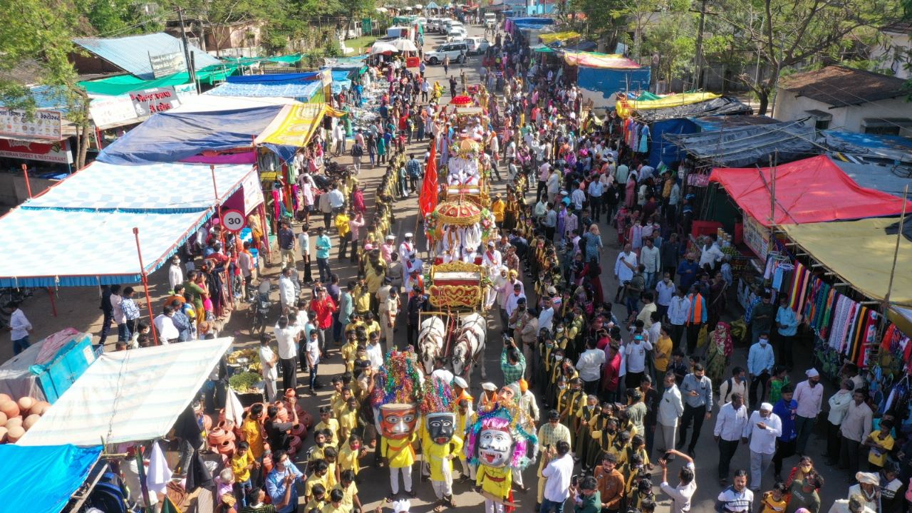 ‘ડાંગ દરબાર’ આવે એટલે ઈતિહાસના પાનાઓ આપોઆપ ફરવા ...