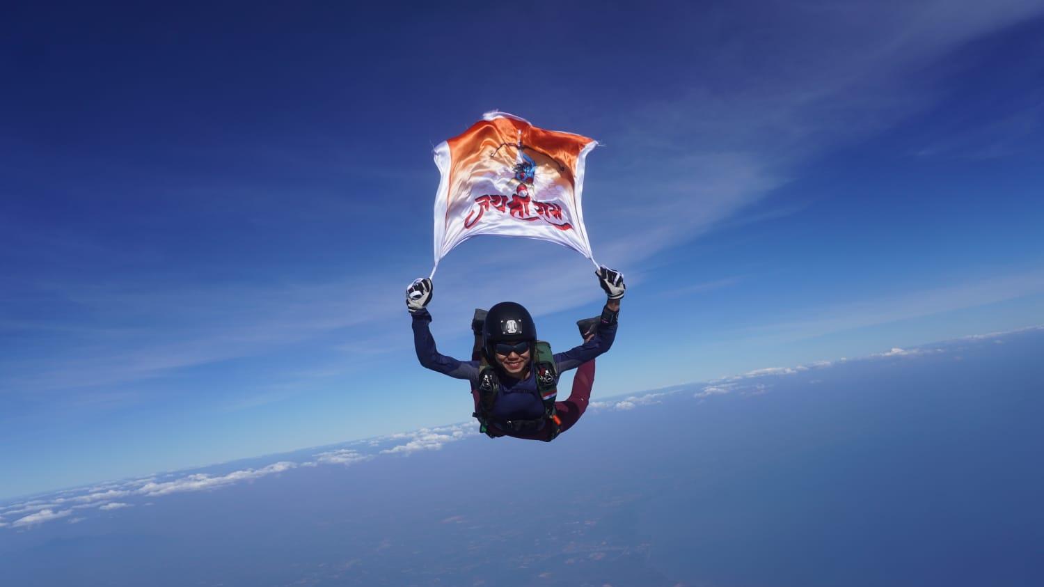 Sky diver from Vadodara