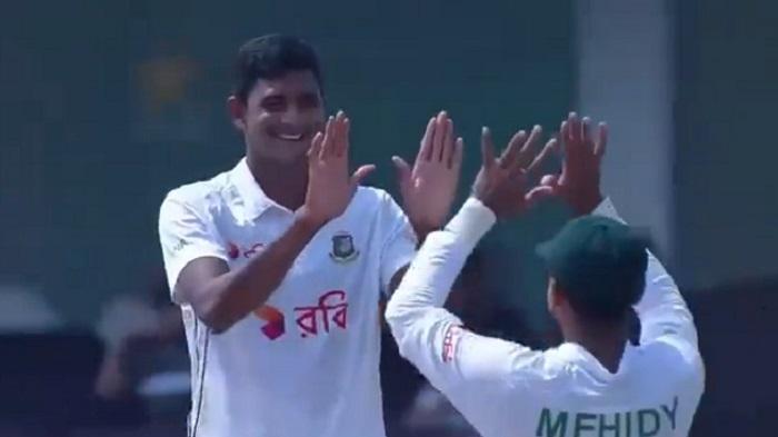 bangladesh bowler