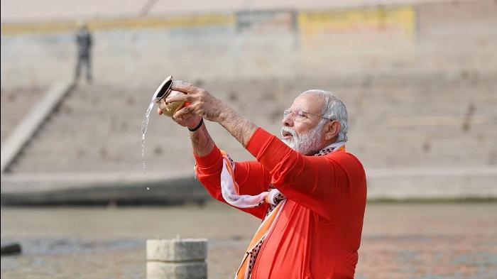 modi in mahakumbh