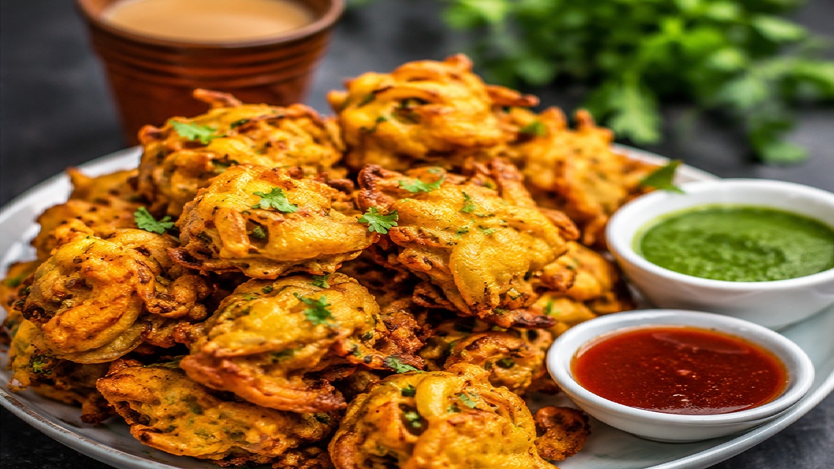 ચોમાસા સ્પેશિયલ કરકરા ભજીયા રેસીપી