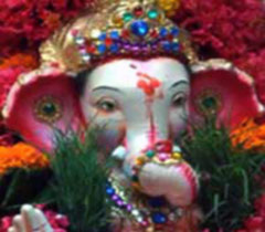श्रीगणेश पर दूर्वा चढ़ाने की सरल विधि