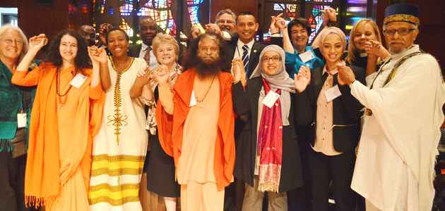 सृजन की रक्षा के बिना सृजनकर्ता की पूजा ...