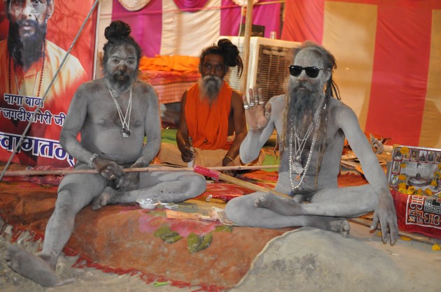 बड़ा नोट दे और फोटो ले ले