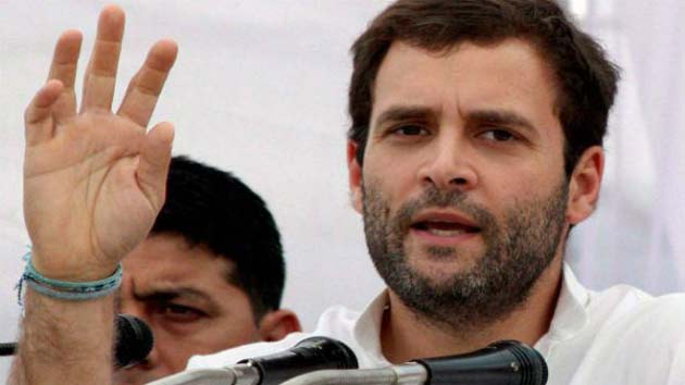 काबिल-ए-तारीफ है सियासत में यह सादगी!