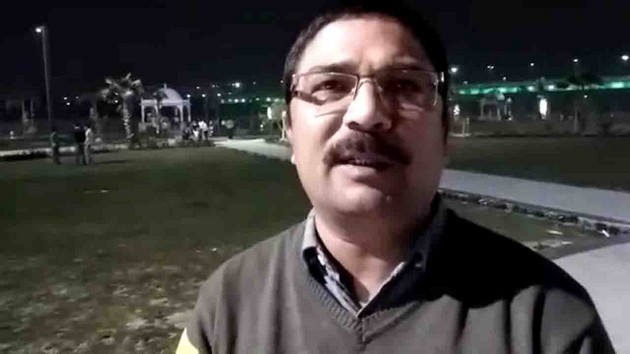 शिकायत के बाद आयोग ने बदले 50 अधिकारी