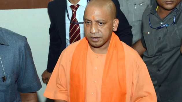योगी के सचिव ने मांगी 25 लाख की रिश्वत, राज्यपाल ...