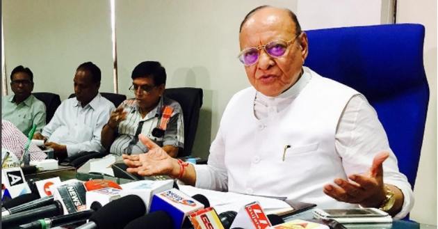 बापू ने बर्बाद किया बेटे का राजनीतिक करियर
