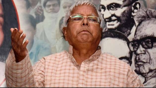 दिशाहीन महानायक