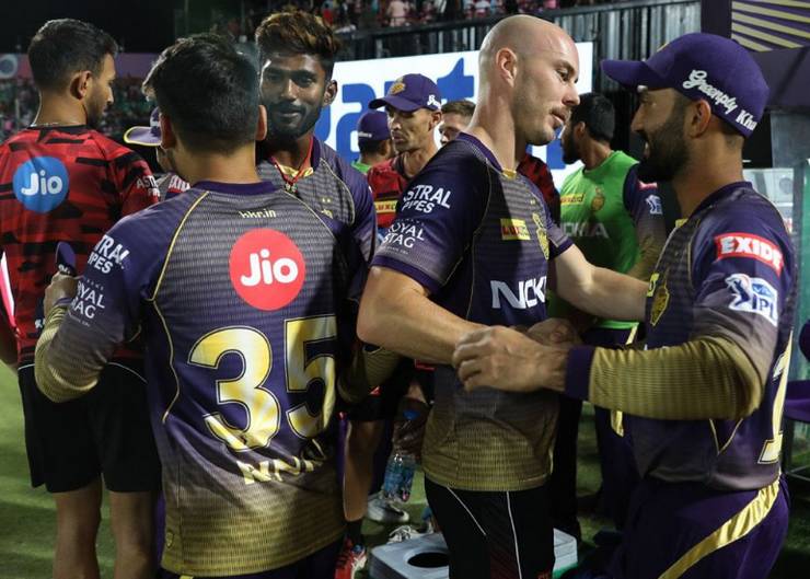 IPL 2020 : KKR के गेंदबाजों ने राजस्थान की खुमारी ...