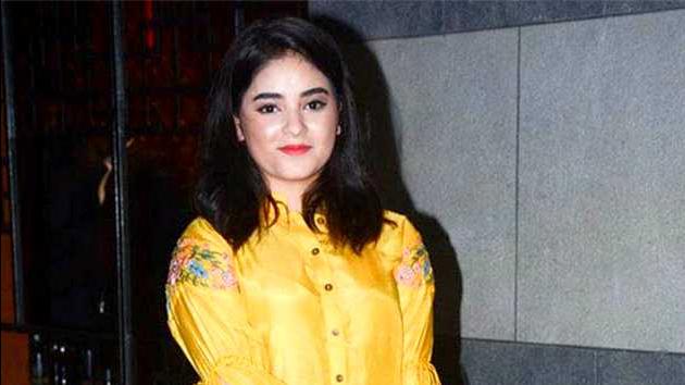 Dangal Fame Zaira Wasim Father Zahid Wasim Dies Former Actress Shares