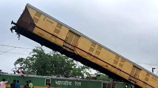 Indian Railways : क्या ट्रेन दुर्घटनाओं को रोक पाएगा कवच का नया Edition 4.0