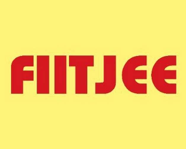 FIITJEE को बड़ा झटका, बैंक खातों में जमा करीब 11 करोड़ के लेन-देन पर रोक