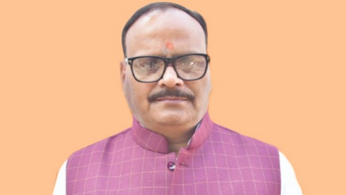 Deputy CM Brajesh Pathak targets Akhilesh Yadav regarding Aliganj case