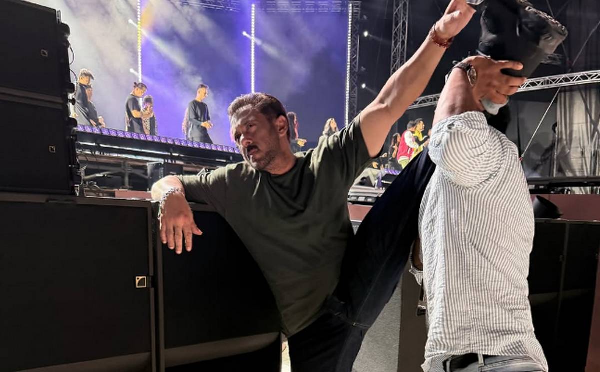 59 साल की उम्र में सलमान खान की फिटनेस देख शॉक्ड हुए फैंस, देखिए भाईजान की लेटेस्ट तस्वीर