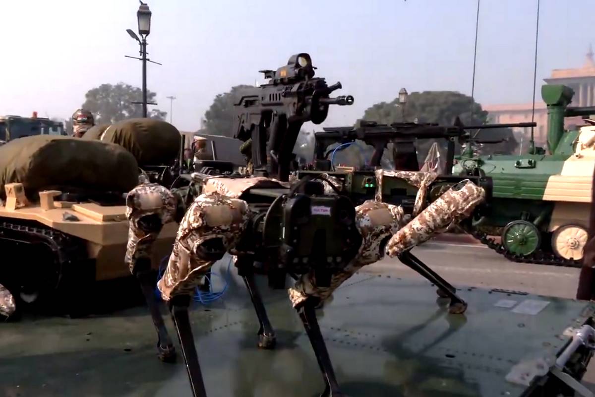 भारतीय सेना का सुल्तान, Rifle mounted Robots देख दुश्मन के हौंसले पस्त