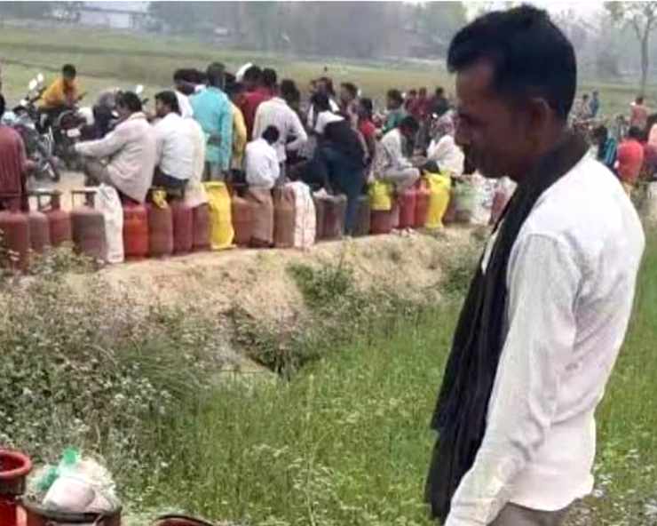 लाइन…हमारी महान परंपरा है, यह अनुशासन और धैर्य ...