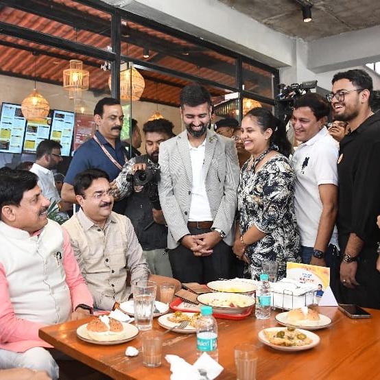 कांग्रेस ने बहनों से किया अन्याय, देश माफ नहीं करेगा: सीएम मोहन यादव का हमला - HeadlinesNow Hindi News