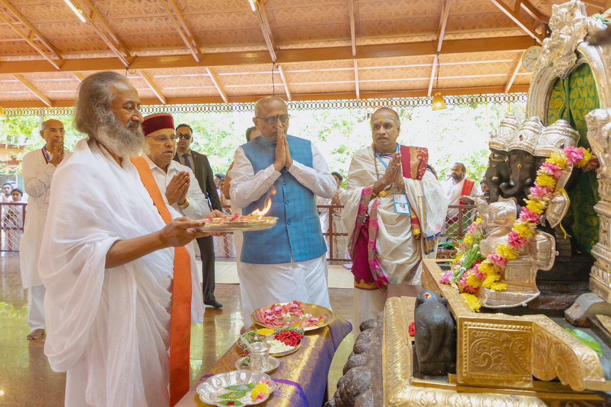 माननीय उपराष्ट्रपती श्री सी. पी. राधाकृष्णन यांनी ...