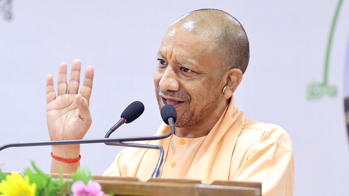यूपी में ‘बाबाजी’ का राज है, कोई कैसे छीन लेगा पैसे