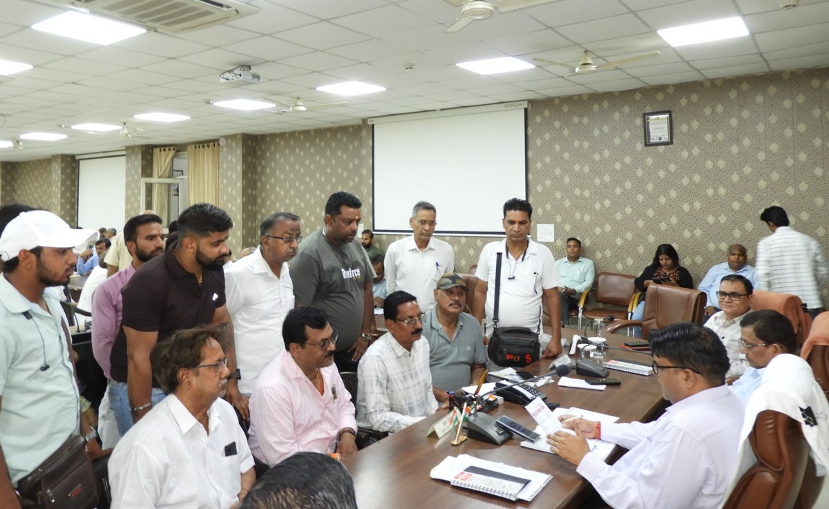 स्मार्ट मीटर और बिजली बिल शिकायतों के निस्तारण ...
