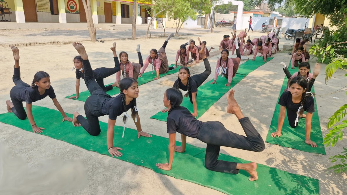 International Yoga Day Uttar Pradesh set a new record for public participation on International Yoga Day