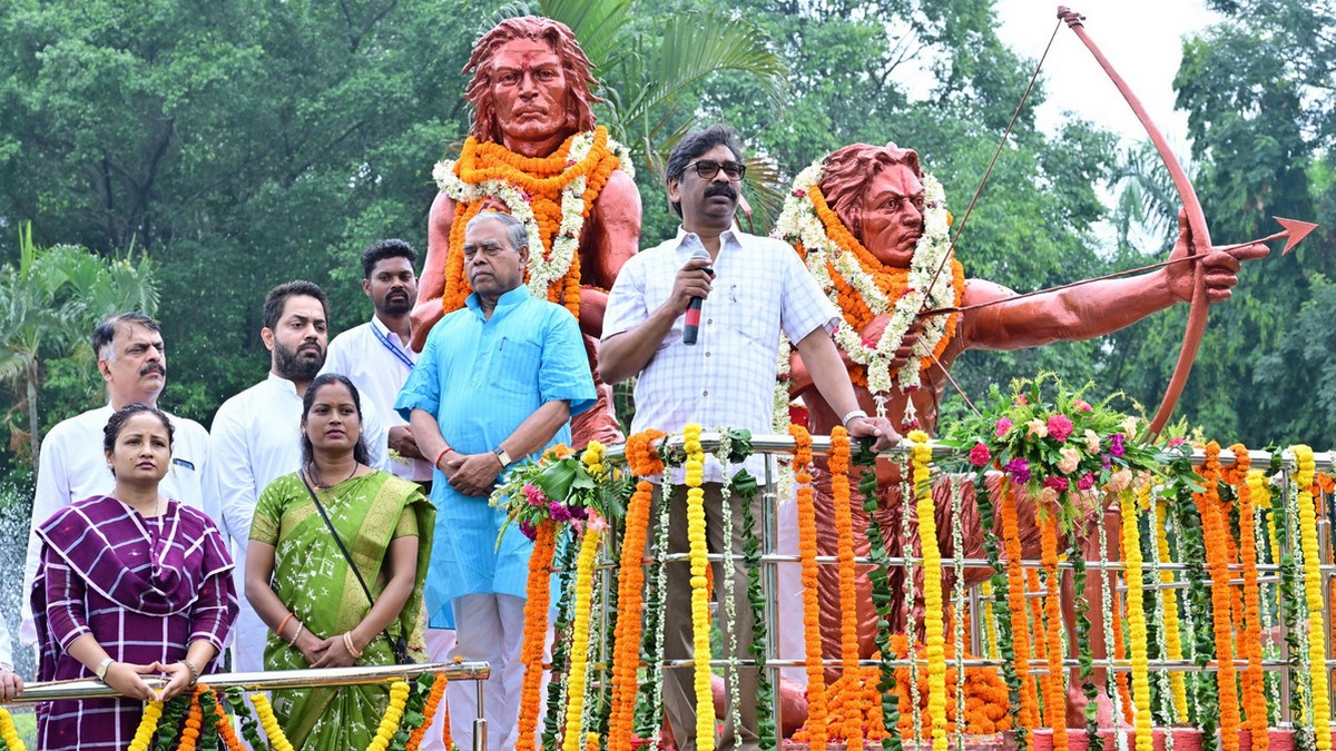 झारखंड के CM सोरेन ने हूल दिवस पर शहीद ...