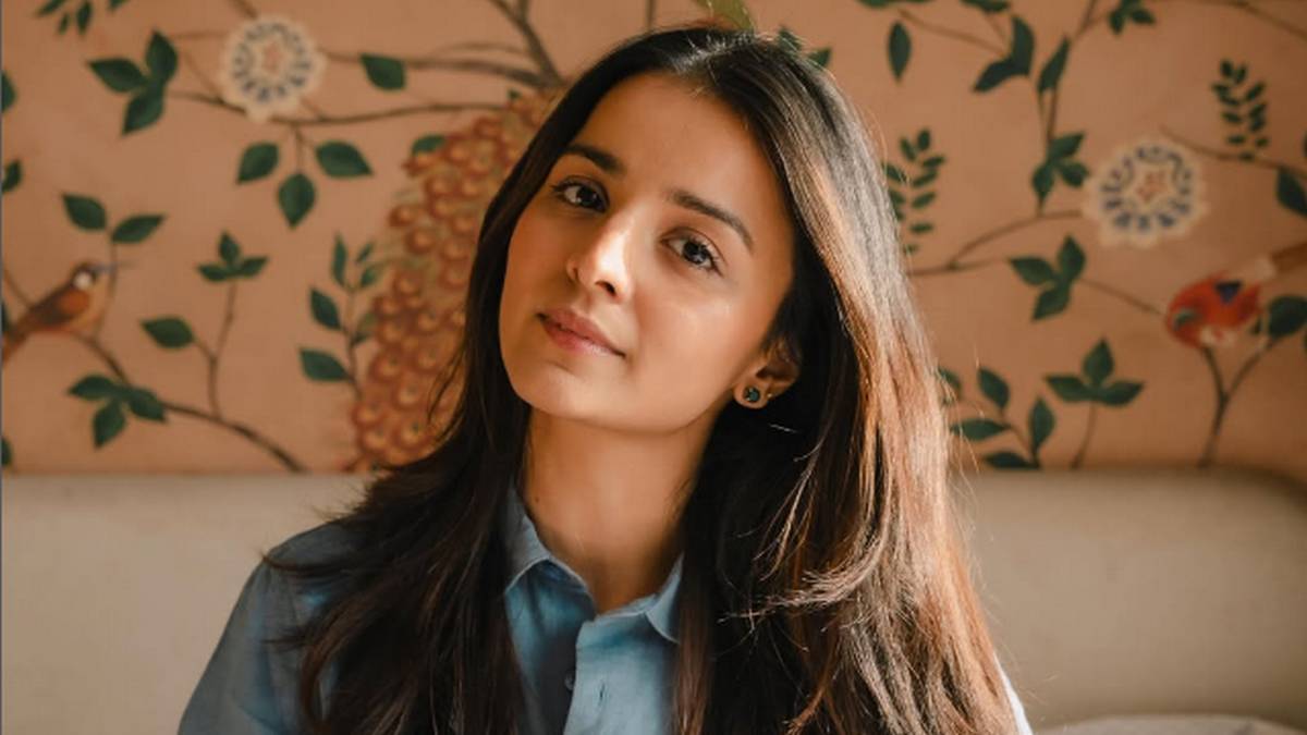 महिमा मकवाना ने बताया कैसे मिला 'मुसाफिर कैफे', ...