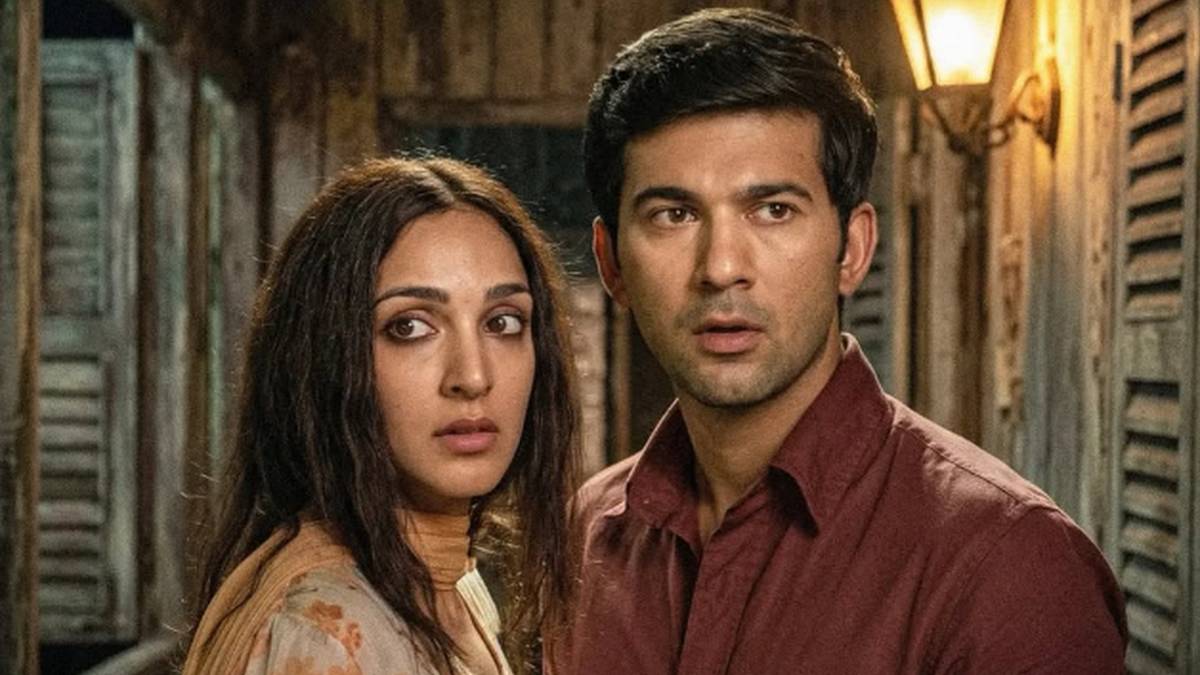 'बंटवारा 1947' के पोस्टर पर मचा बवाल, कनिका कपूर ...