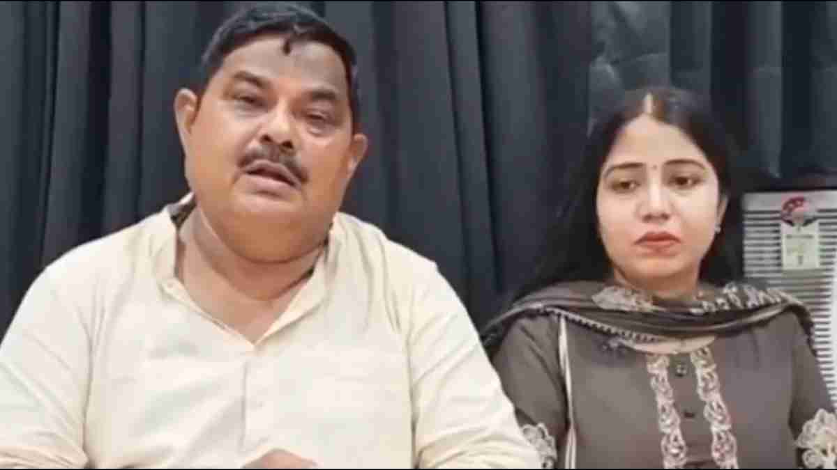 bjp mla gyan tiwari with daughter