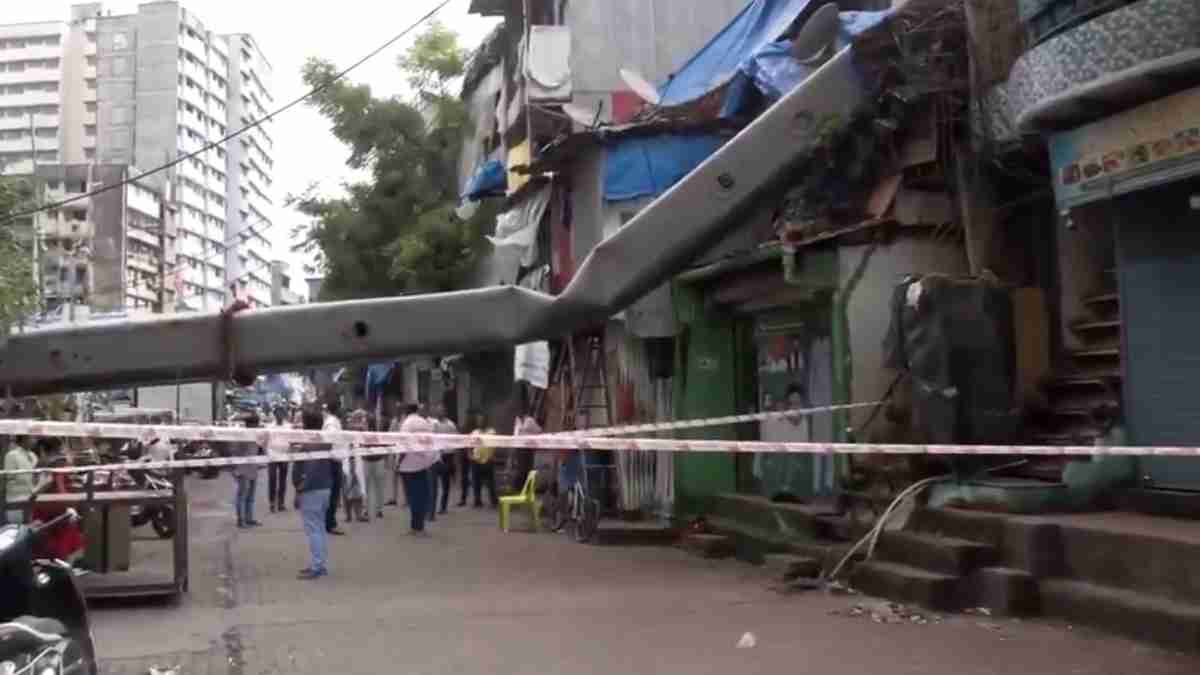 kurla crane collapse kurla crane collapse