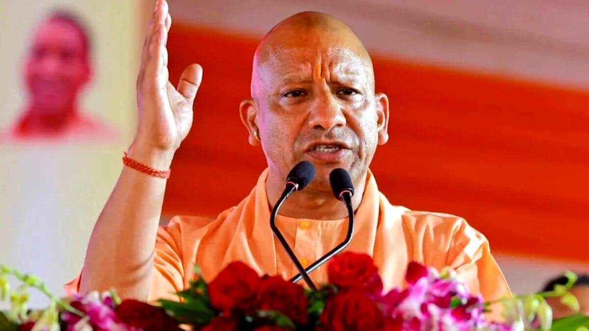 रामलला की नगरी से आंगनवाड़ी बहनों को योगी सरकार ...
