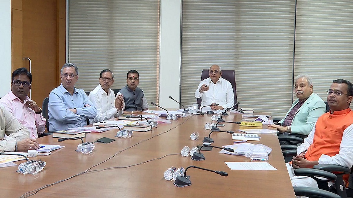 gujarat cabinet meeting