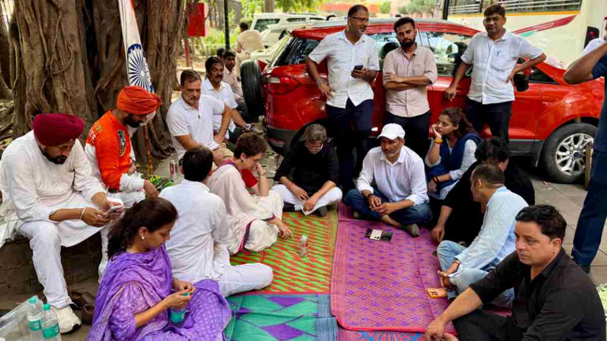 प्रदर्शन का हक बनाम पुलिस की पाबंदी, क्या कहता है ...