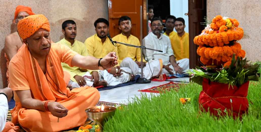CM Yogi Mahanisha Pujan Mahashtami