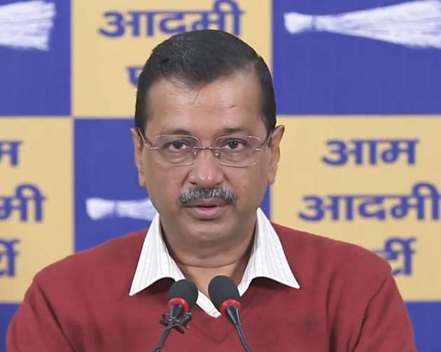 दिल्ली चुनाव से पहले केजरीवाल पर शिकंजा, LG ने ED को दी मुकदमे की मंजूरी