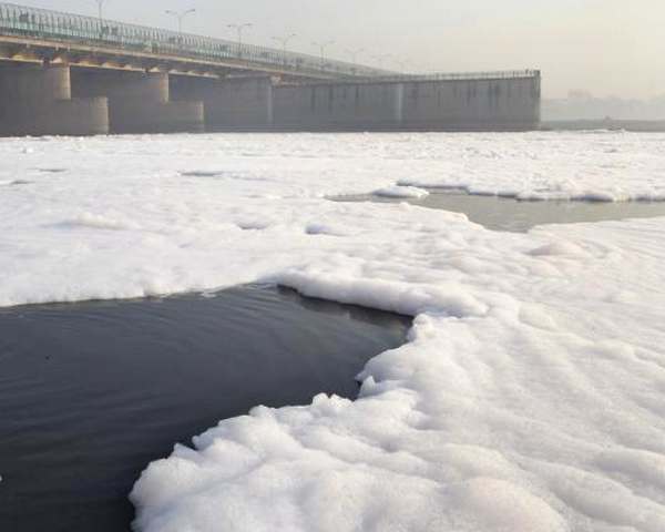 यमुना के जहरीले पानी पर बवाल, CM आतिशी ने लिखा चुनाव आयोग को पत्र