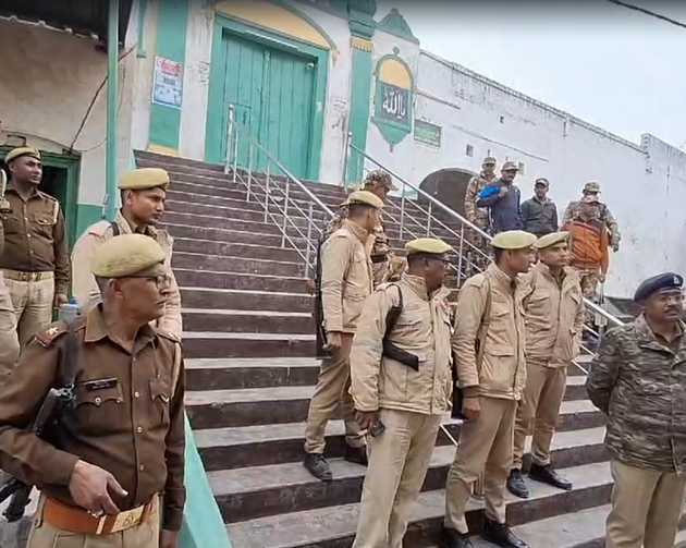 Sambhal violence : संभल हिंसा में पुलिस का बड़ा एक्शन, जामा मस्जिद कमेटी का सदर एडवोकेट जफर अली गिरफ्तार