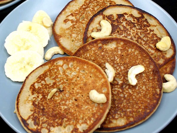 Oats Egg Banana Dosa