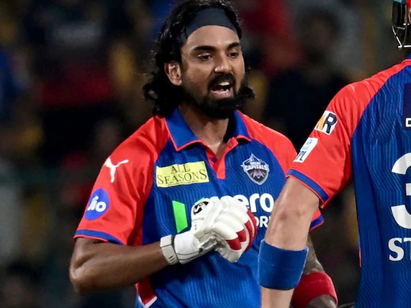 KL Rahul, KL Rahul winning celebration, KL Rahul Celebration, KL Rahul innings, KL Rahul RCB, കെ.എല്‍.രാഹുല്‍, രാഹുല്‍ ആര്‍സിബിക്കെതിരെ, കെ.എല്‍.രാഹുല്‍ ആര്‍സിബി, Virat Kohli, RCB, RCB vs DC, വിരാട് കോലി, ആര്‍സിബി, ഫില്‍ സാള്‍ട്ട് റണ്‍ഔട്ട്, കോലി റണ്