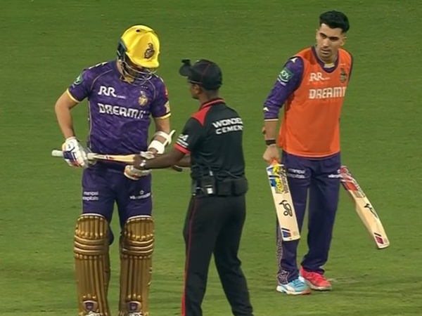 Bat Size Check IPL
