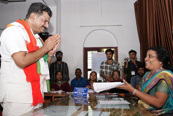 പി വി അൻവർ സ്വത്തുവിവരങ്ങൾ, പി വി അൻവർ തൃണമൂൽ കോൺഗ്രസ്, നിലമ്പൂർ ഉപതിരെഞ്ഞെടുപ്പ്,കേരള രാഷ്ട്രീയം,P V Anvar, P V Anvar Assets, P V Anvar Nomination, P V Anvar TMC, Kerala Politics