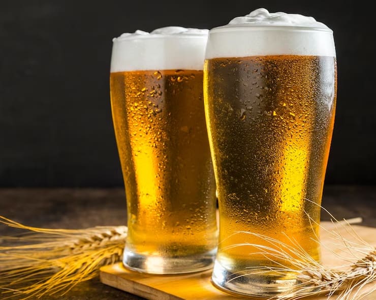 Beer, Side effects of beer, Health benefits of beer, Should People drink Beer, ബിയര്‍, ബീര്‍ നല്ലതാണോ, ബിയറിന്റെ ദോഷങ്ങള്‍, ദിവസവും ബിയര്‍ കുടിക്കാമോ