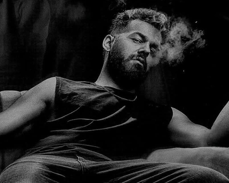 Dies Irae, Dies Irae Pranav Mohanlal Look, Dies Irae Pranav Mohanlal Poster, Dies Irae Story, ഡീയസ് ഈറേ, പ്രണവ് മോഹന്‍ലാല്‍, ഡീയറ് ഈറേ പ്രണവ് മോഹന്‍ലാല്‍ ലുക്ക്‌