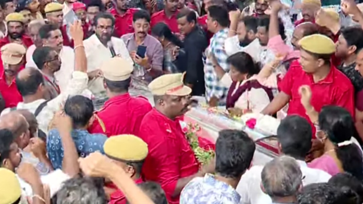 VS Achuthanandan death funeral, VS Achuthanandan Death, VS Achuthanandan final journey Live, VS Achuthanandan funeral journey, VS Achuthanandan final journey, VS Achuthanandan, VS Achuthanandan Died, VS Achuthanandan Passes Away, VS Achuthanandan die