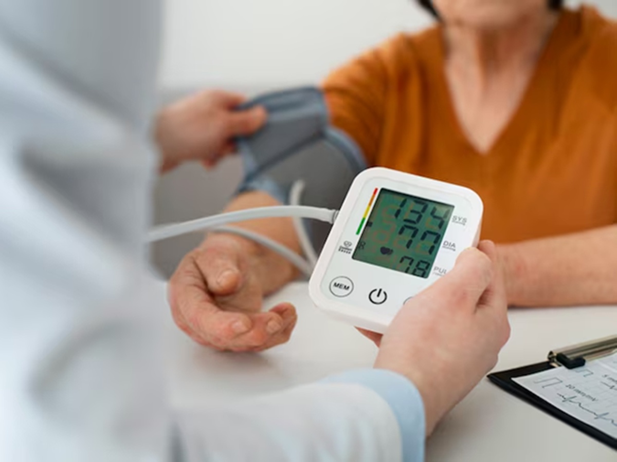 BP, Blood Pressure, High Blood Pressure in Women, BP Symptoms, High Blood Pressure Symptoms, രക്തസമ്മര്‍ദ്ദം, രക്തസമ്മര്‍ദ്ദത്തിന്റെ ലക്ഷണങ്ങള്‍, രക്തസമ്മര്‍ദ്ദം സ്ത്രീകളില്‍